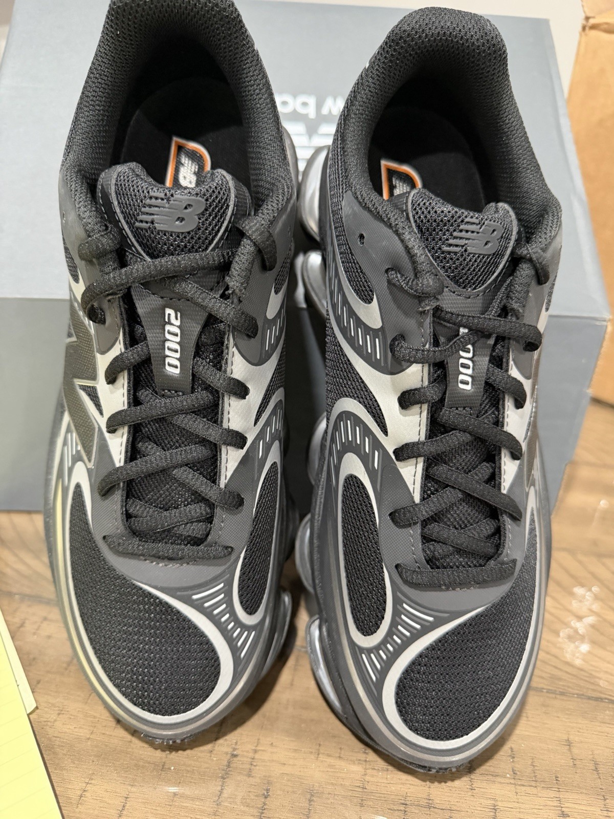 New Balance ABZORB 2000 Black/Gray Low Top Mesh Sneakers