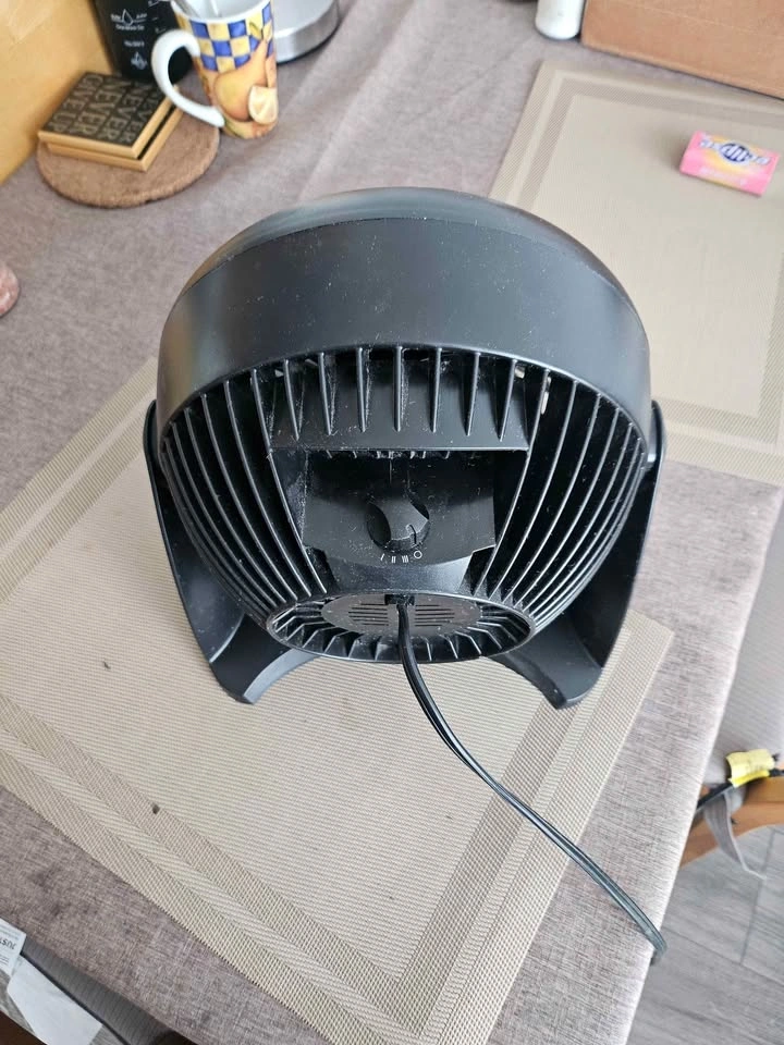 Honeywell desk fan - photo 3