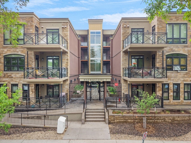 Luxury 1-Bed Condo near UofA, Queen Alexandra with Parking - photo 2