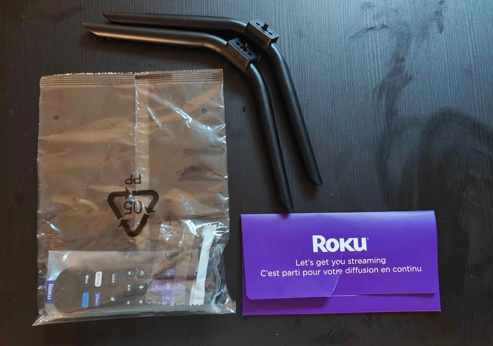 Roku 4K QLED TV (Read Description) - photo 5