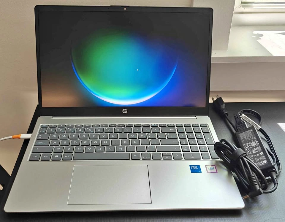 HP 15.6" Laptop