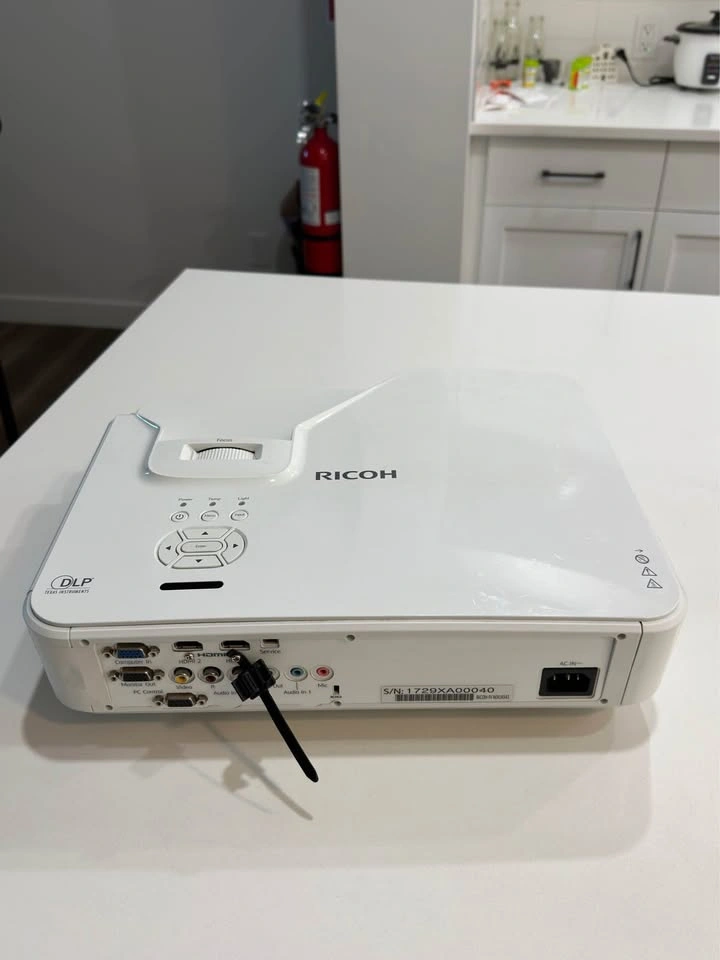 Ricoh Projector - photo 3
