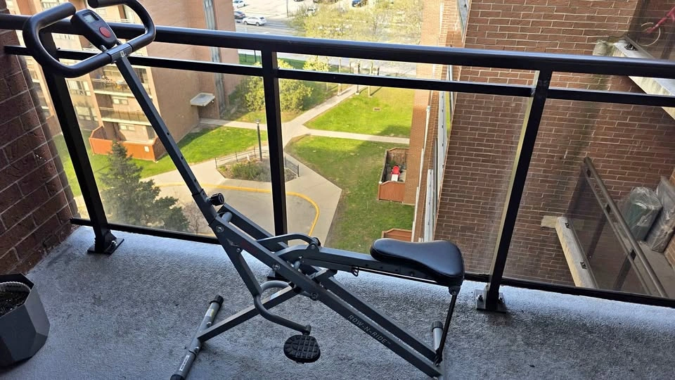 Squat Machine - Home Gym