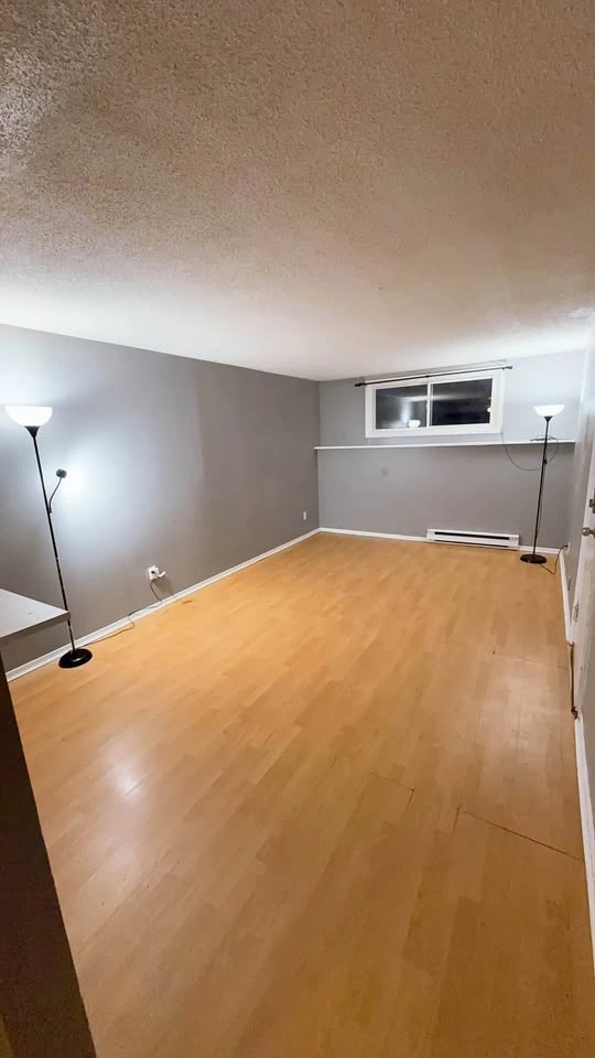 2 Bedroom Basement Apartment in Oshawa - photo 2