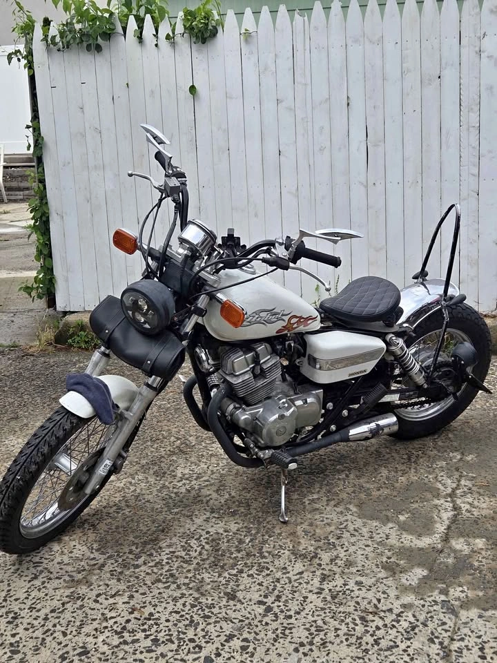 2006 Honda Rebel