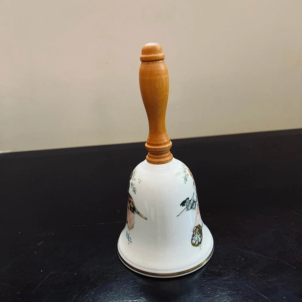 1976 GORHAM Fine China Love's Harmony Collectible Bell - photo 4