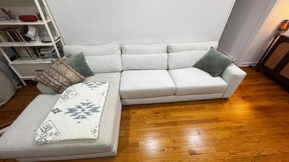 Crate & Barrel Sectional Sofa - photo 3