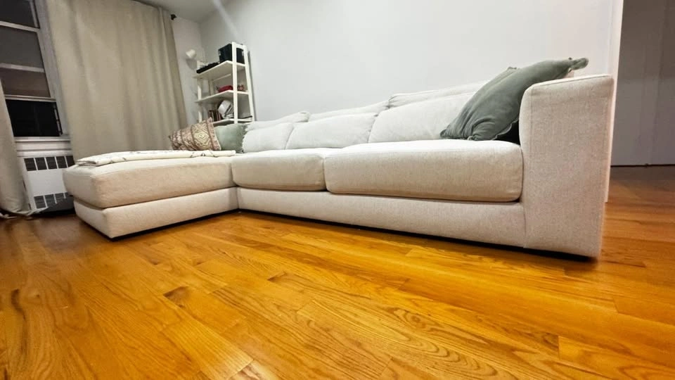 Crate & Barrel Sectional Sofa - photo 4