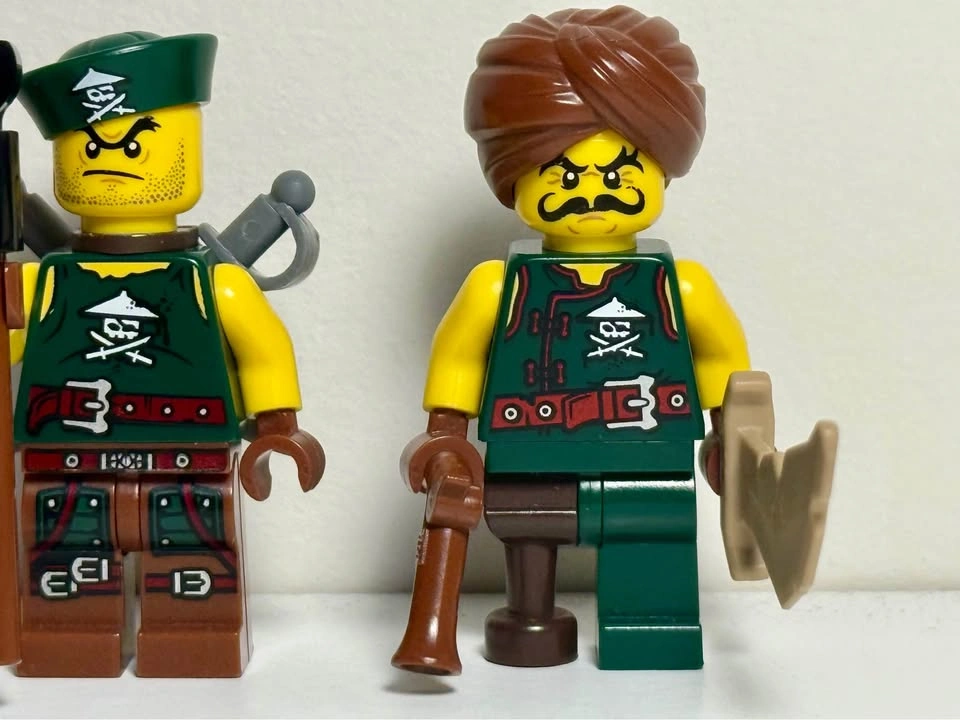 Lego Ninjago Mini Figures - photo 4