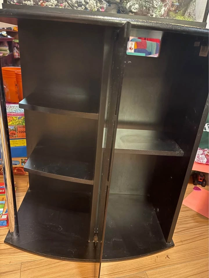 10 gallon Fish Tank with Stand and Accessories - photo 3