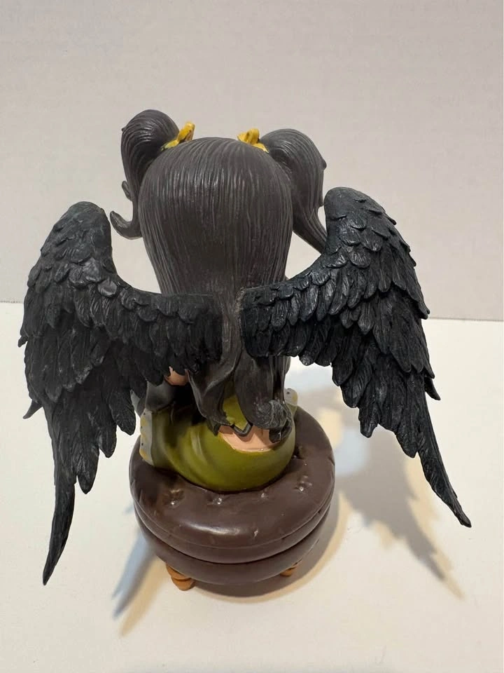 Jasmine Becket-Griffith Darkness There Fairy Figurine - photo 3