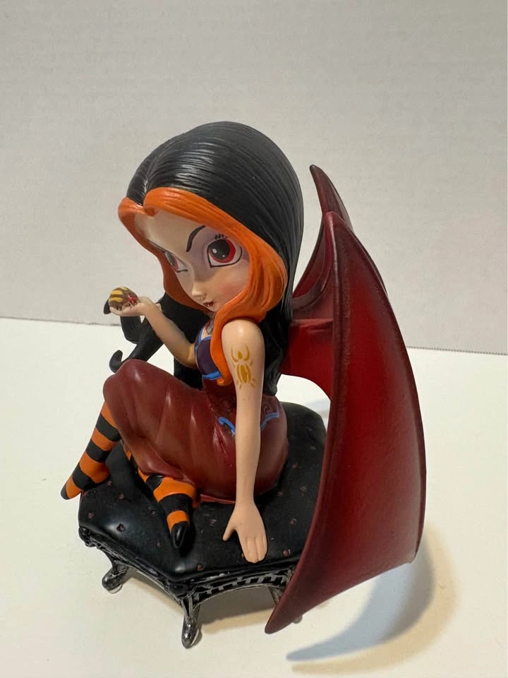 Jasmine Becket-Griffith Mistress Bella Figurine with COA - photo 4