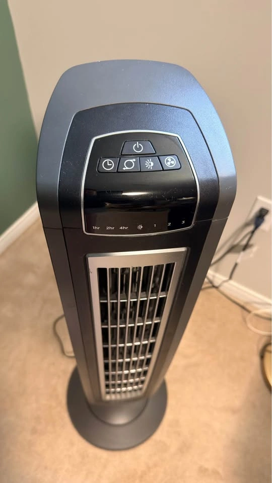 Lasko Tower Fan with Remote Control - photo 2