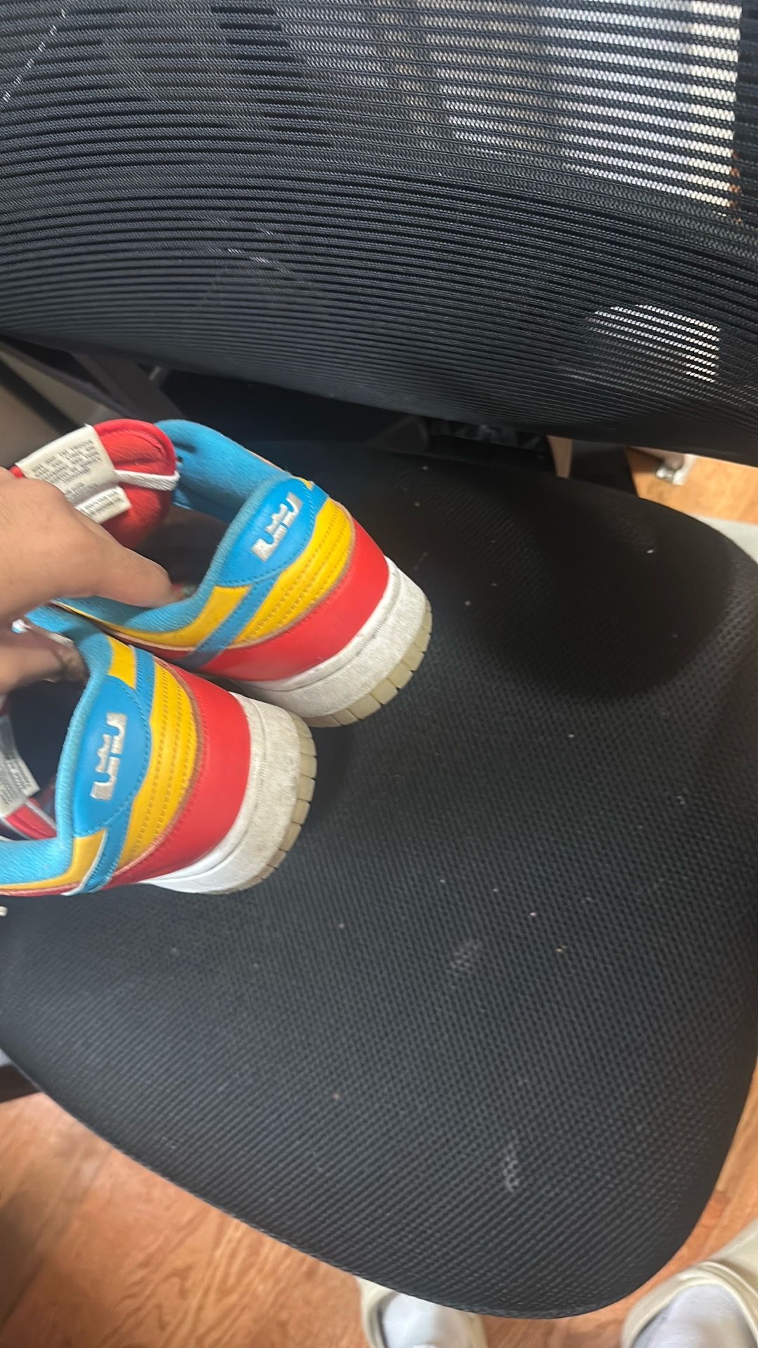 LeBron James fruity pebble dunks - photo 4