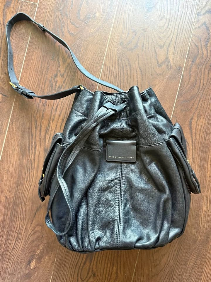 Authentic Marc by Marc Jacobs Black Leather Bucket Bag