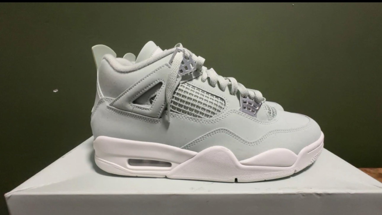 Jordan 4 Retro Sea Foam/ Sail Metallic silver Women’s - photo 2