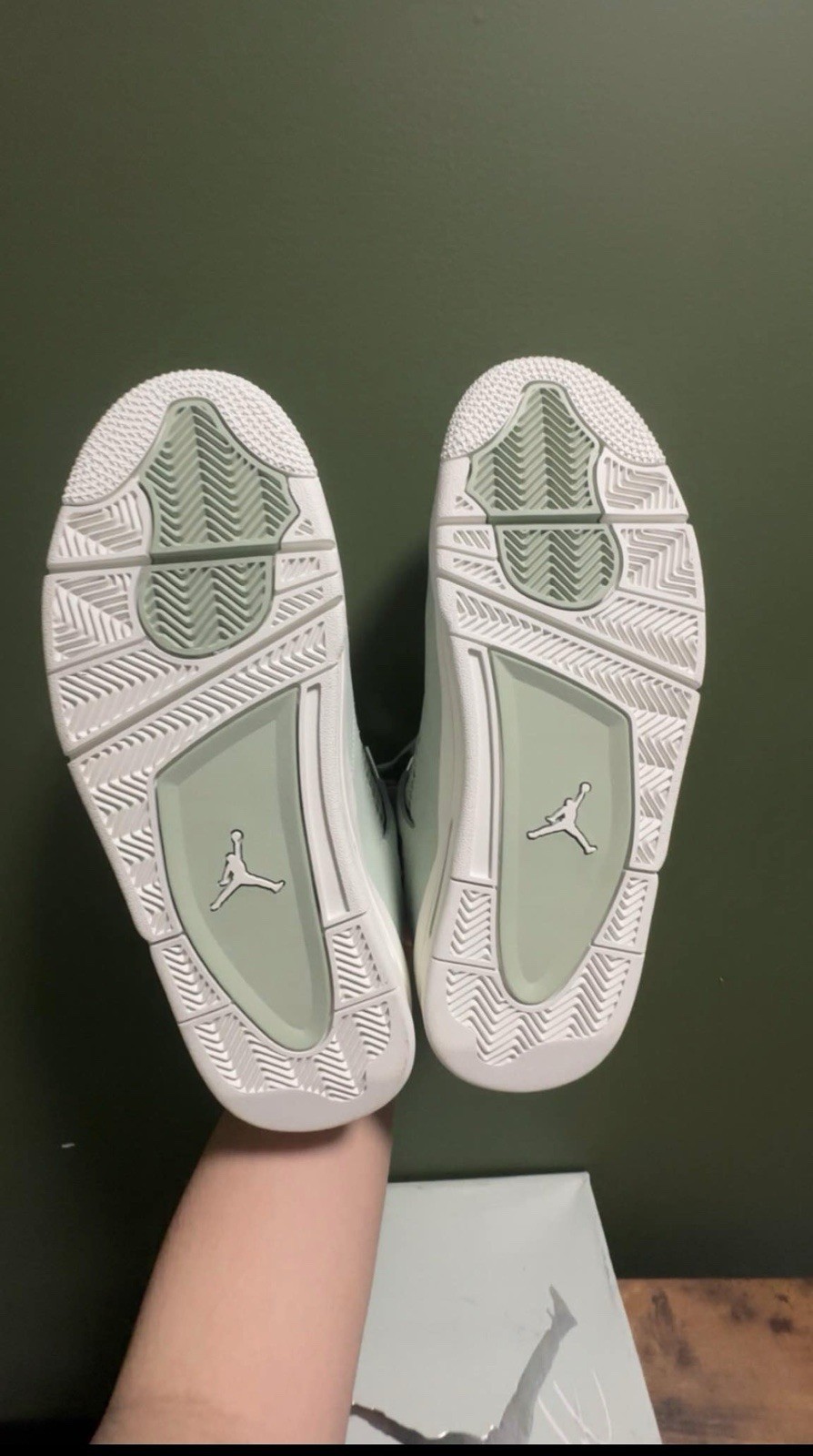 Jordan 4 Retro Sea Foam/ Sail Metallic silver Women’s - photo 4