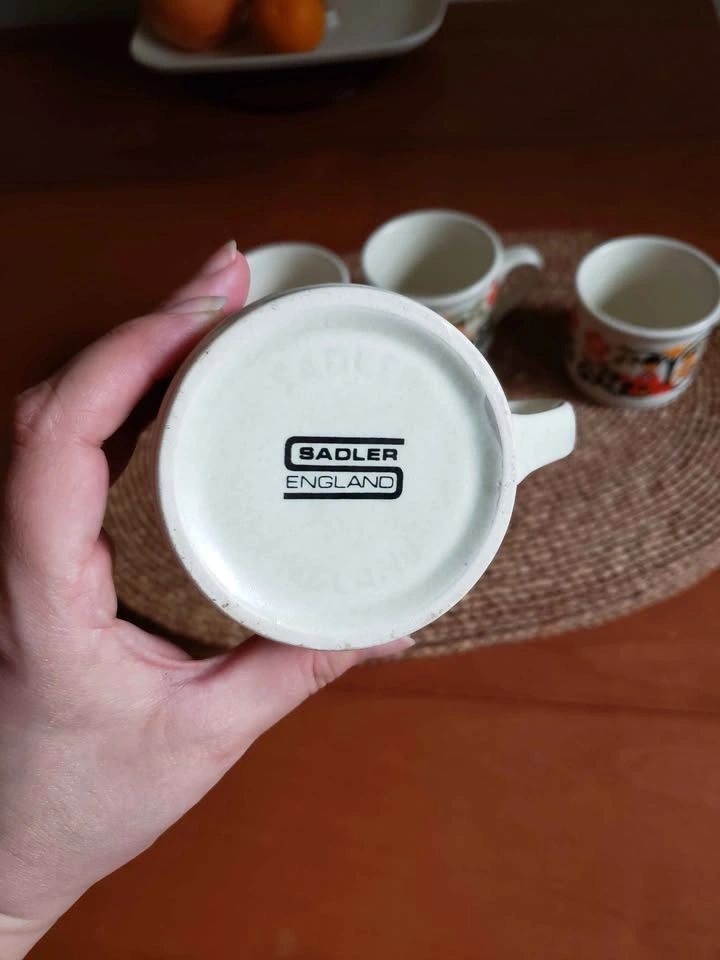 Set of 4 Vintage Sadler "Folk Love" 1970s cups - photo 3
