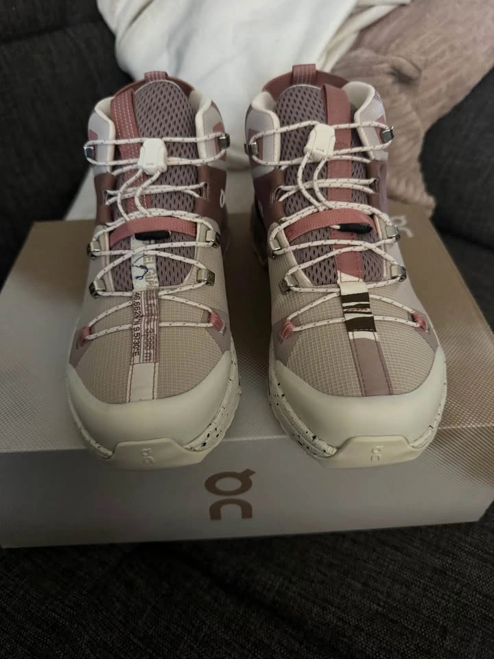 Oncloud (Cloudtrax) Rose/Ivory Women’s size 8 - photo 4