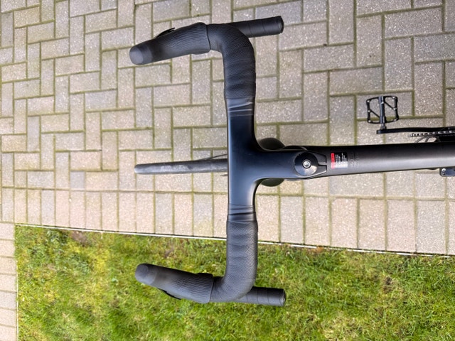 Lightweight Carbon Roadbike - photo 5