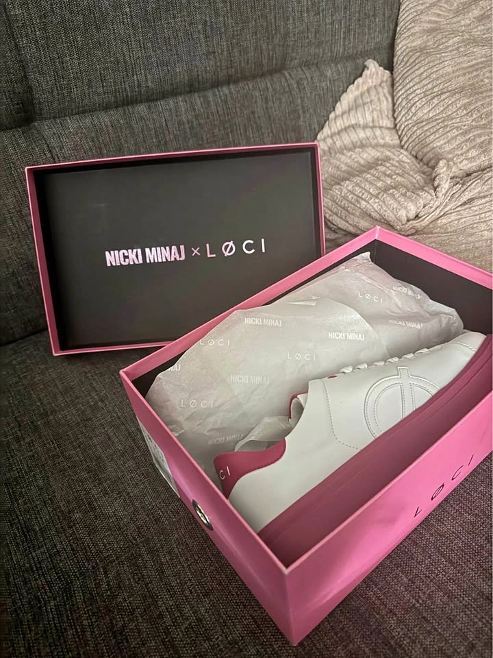 NICKI MINAJ LOCI SNEAKERS