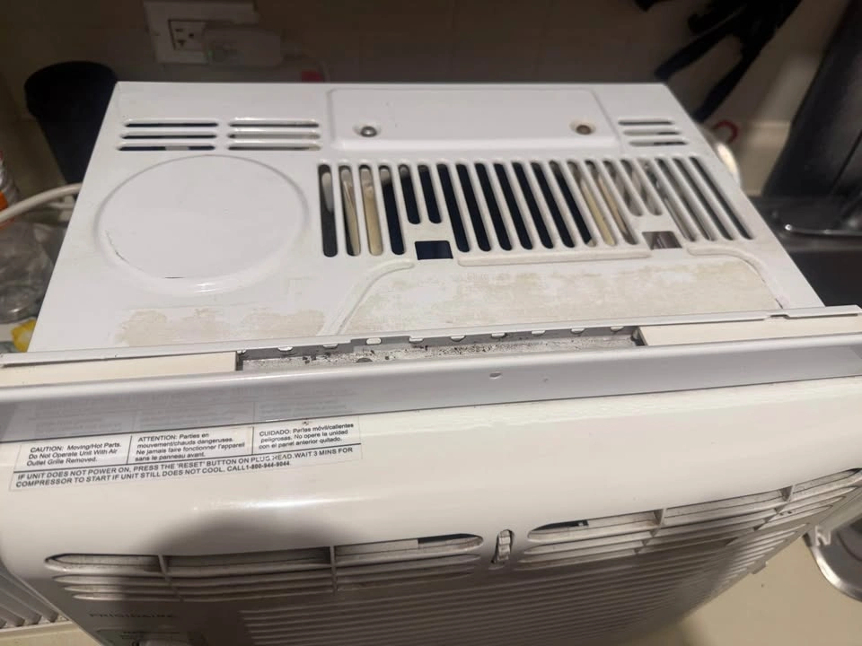Frigidaire 5,000 BTU Mechanical Window Air Conditioner - photo 5