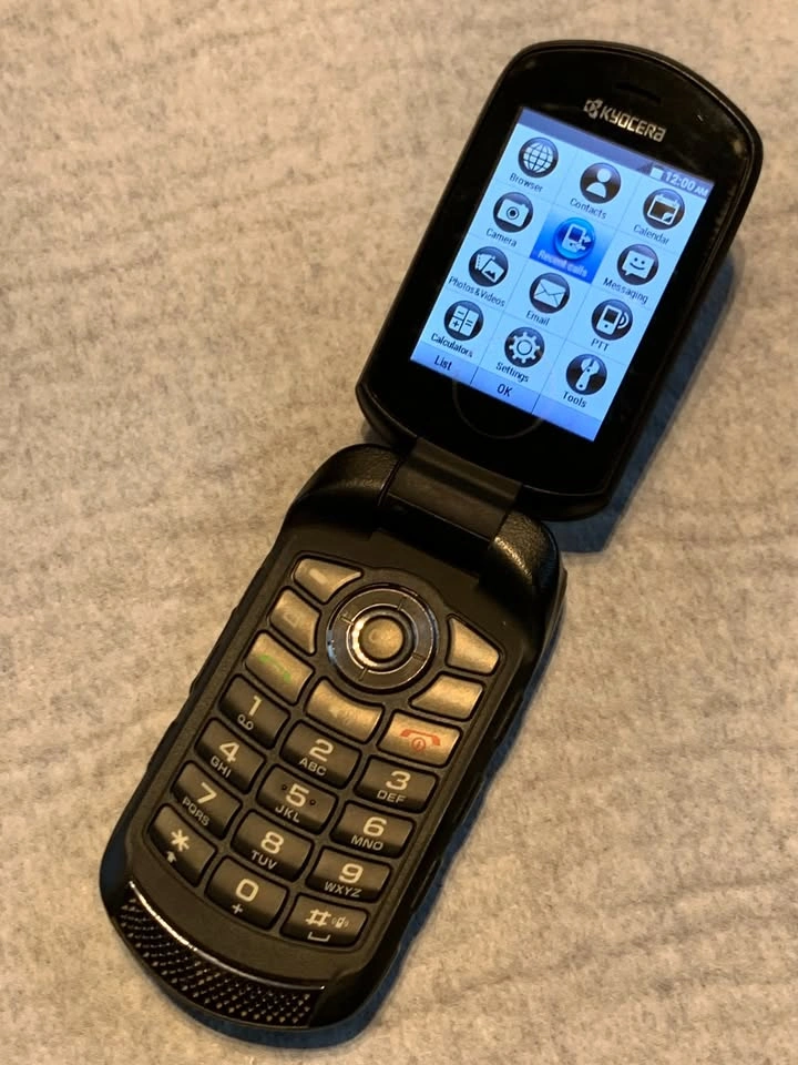 Mobile Cellphone Kyocera DuraXE– Ultra-Rugged Waterproof - photo 2