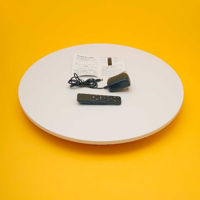 Rechargeable Turntable/Rotating Product Display