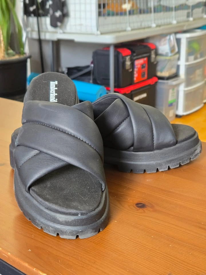 LIKE NEW: Timberland Womens Chunky Platform Slides (Size 7) w/Bo - photo 2