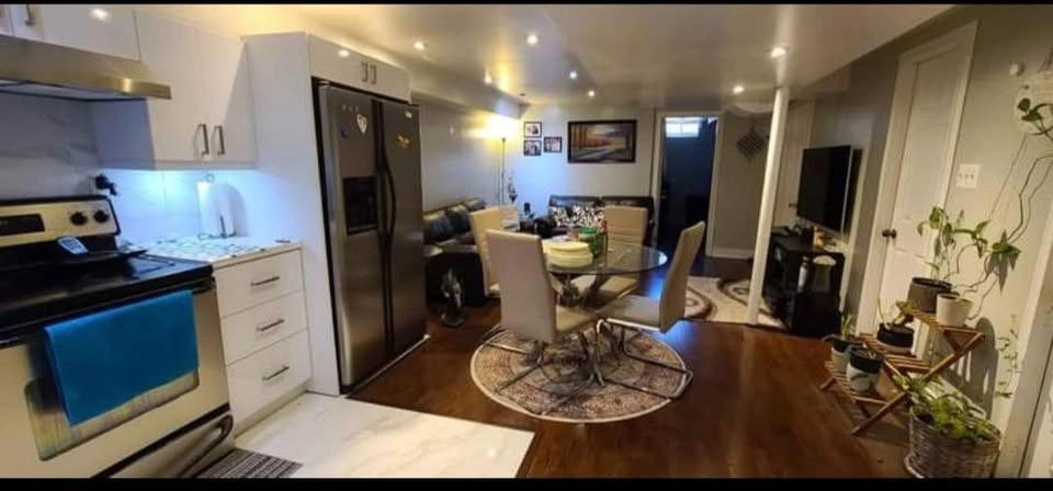 1 Bed 1 Bath - Apartment - photo 5