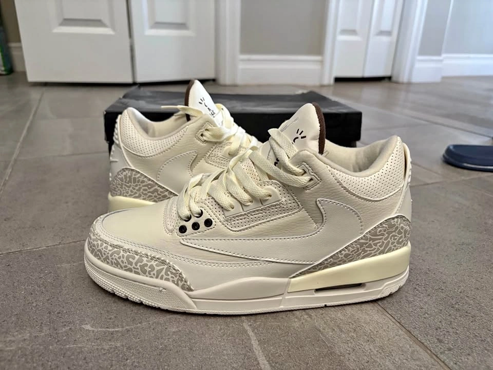 Jordan 3s