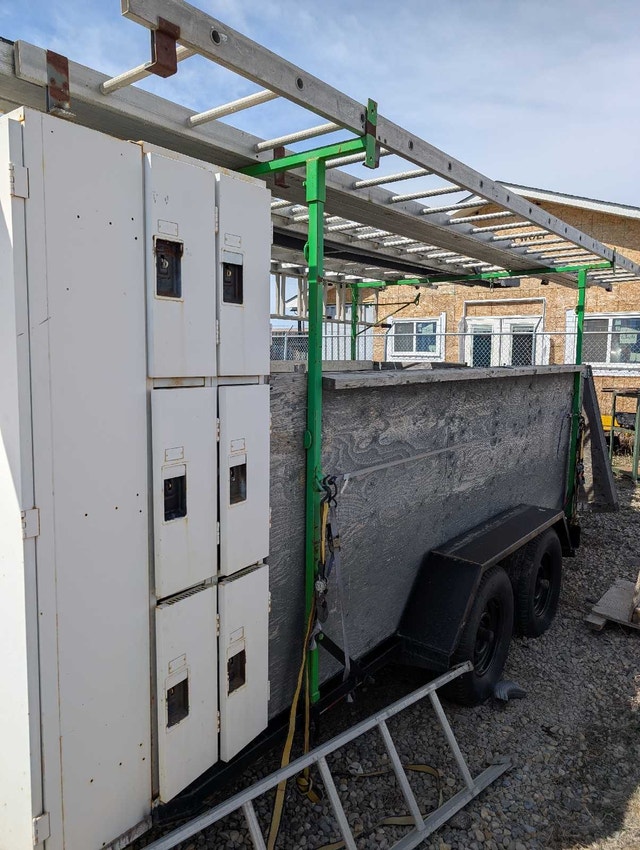 siding equipment and trailer - photo 2