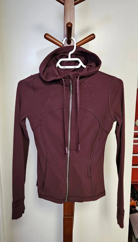 Lululemon Define Hooded Jacket - Size 4