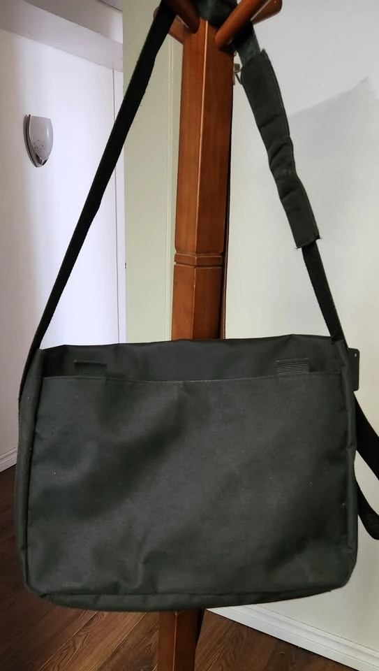 French Connection Nylon Messenger Bag - photo 2