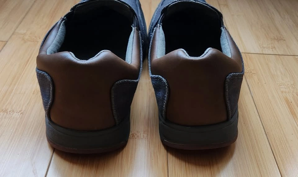 Clarks Cloudsteppers Slip-On Shoes - Men Size 8 US - photo 5