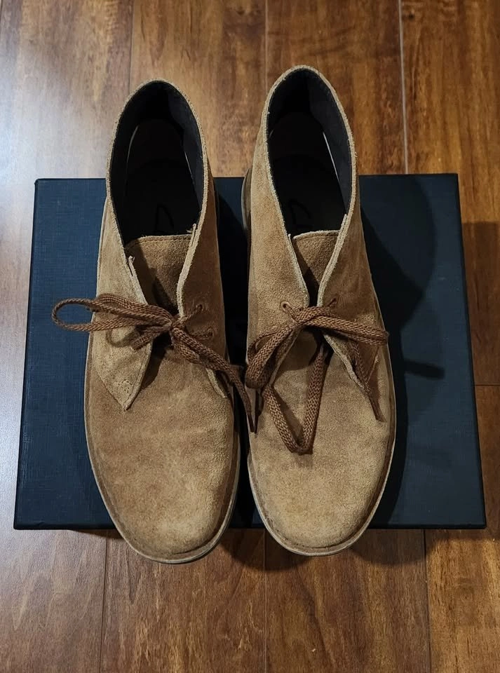 Clarks Men’s Suede Boots – Beige – Size 7.5 US - photo 3