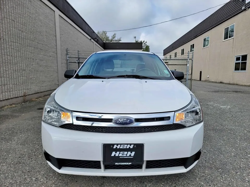 2008 Ford Focus thumbnail