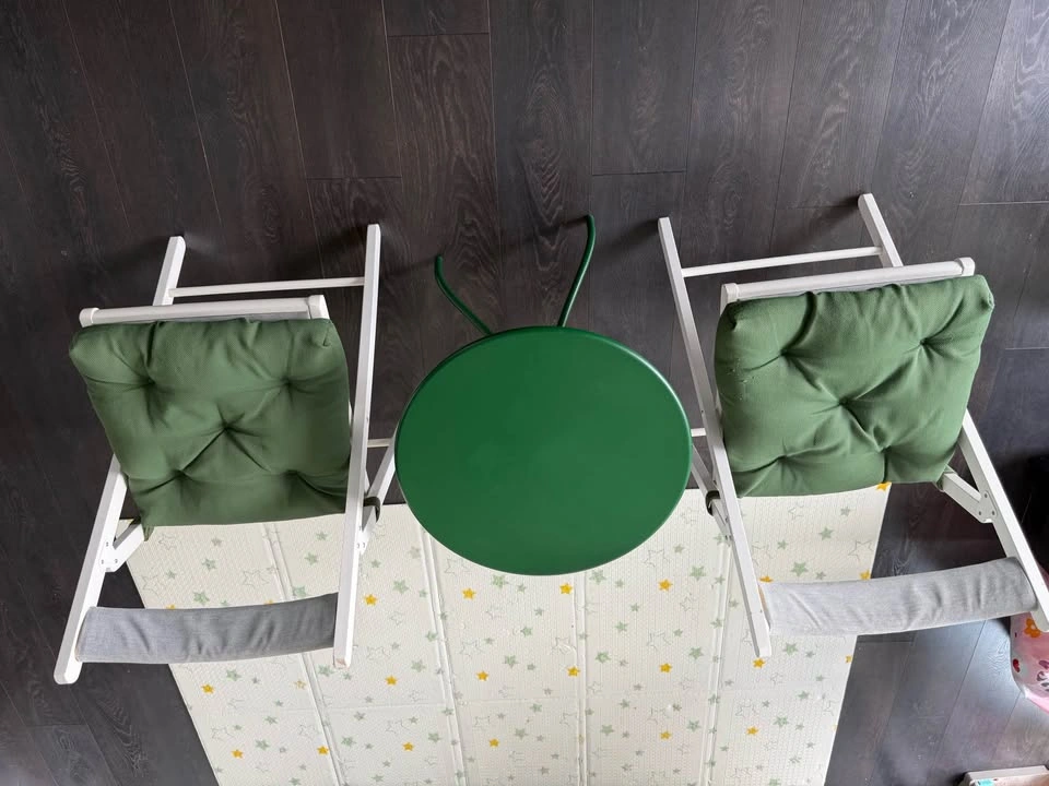 Ikea chairs and table - photo 2