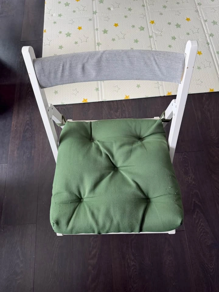 Ikea chairs and table - photo 4