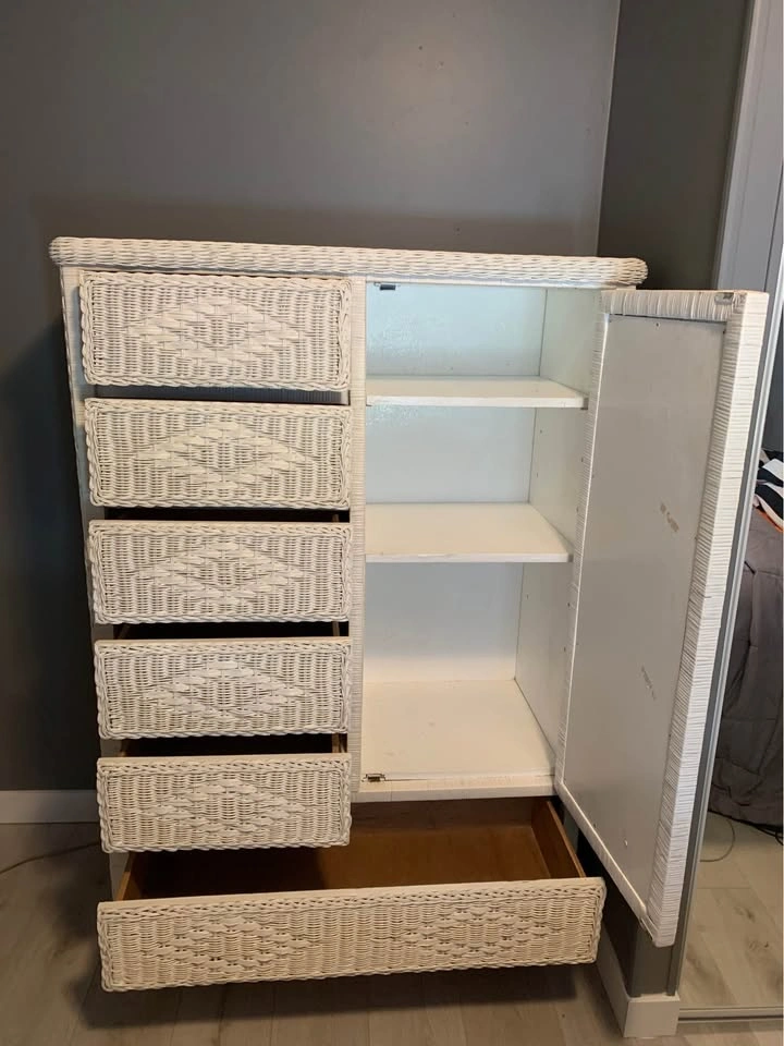 White Wicker/Rattan Dresser/Armoire Mirrored - photo 2