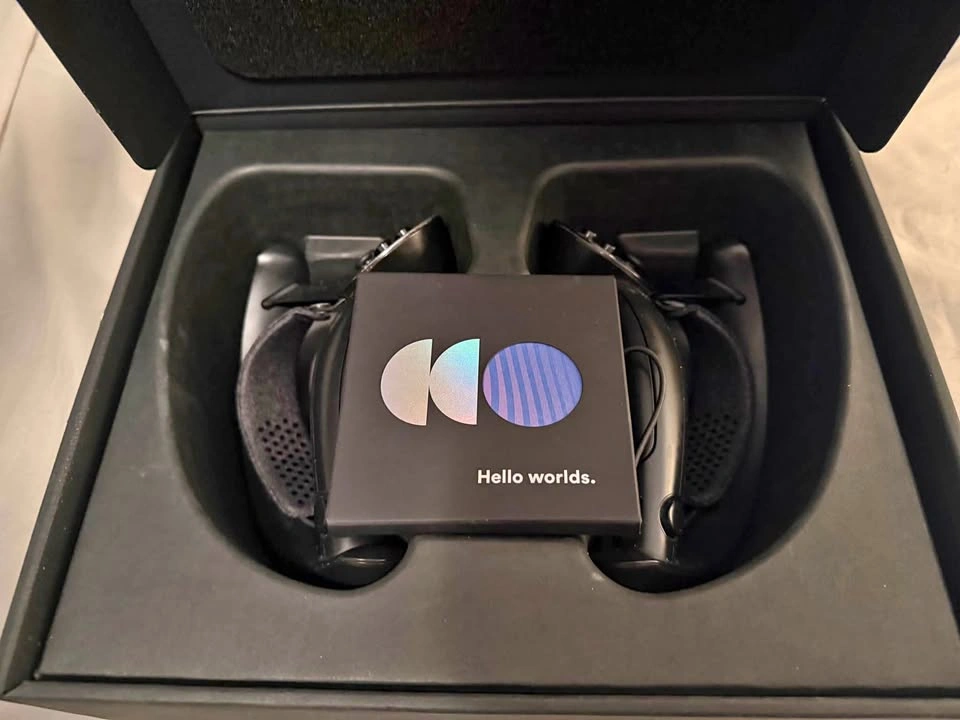 Valve Index Controllers
