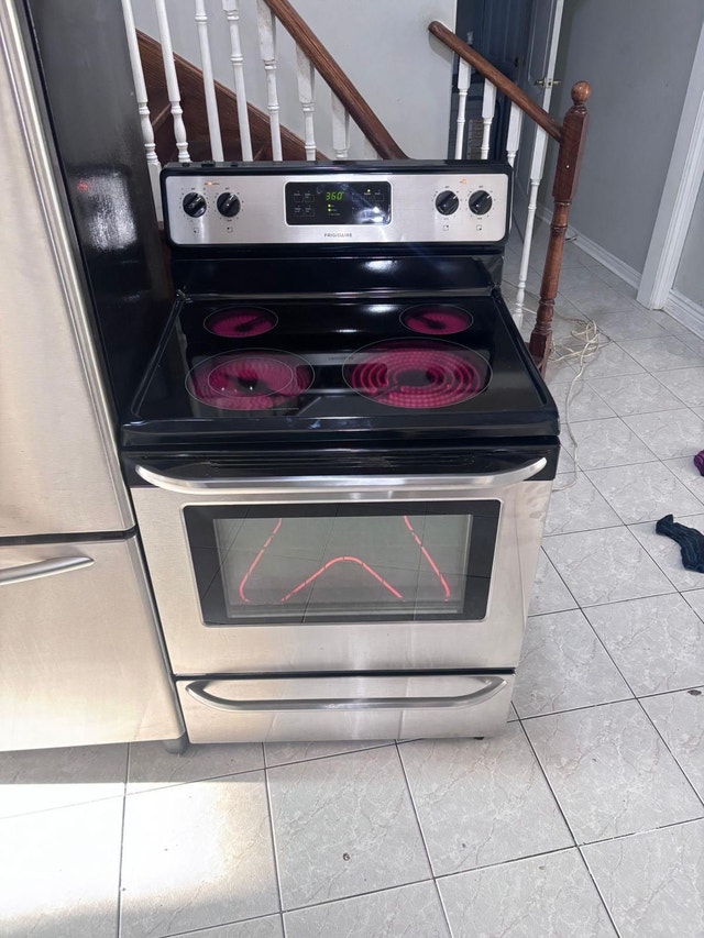 Fully working spacious Kitchenaid Fridge and Stove - photo 3