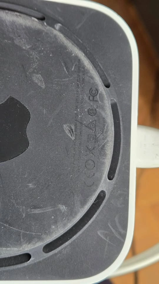 Apple Airport Extreme Model A1521 WiFi Router - photo 5