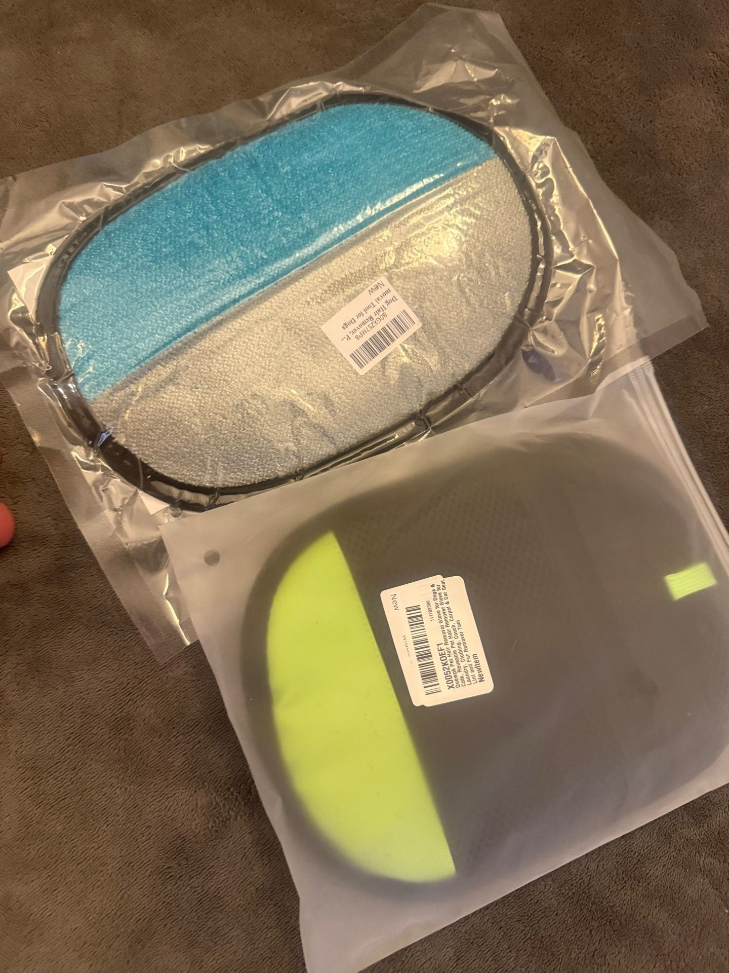 Pet Hair Removal Glove for Dogs & Cats - photo 3