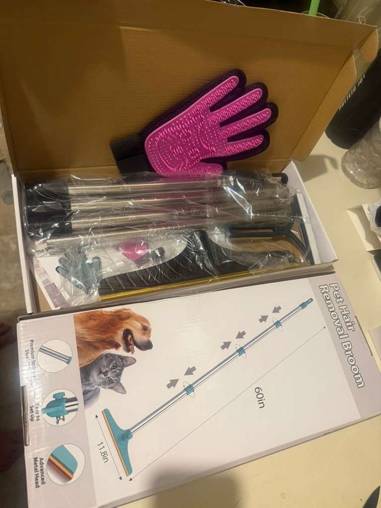 Carpet Rake for Pet Hair Removal with 60” Adjustable Handle - photo 2