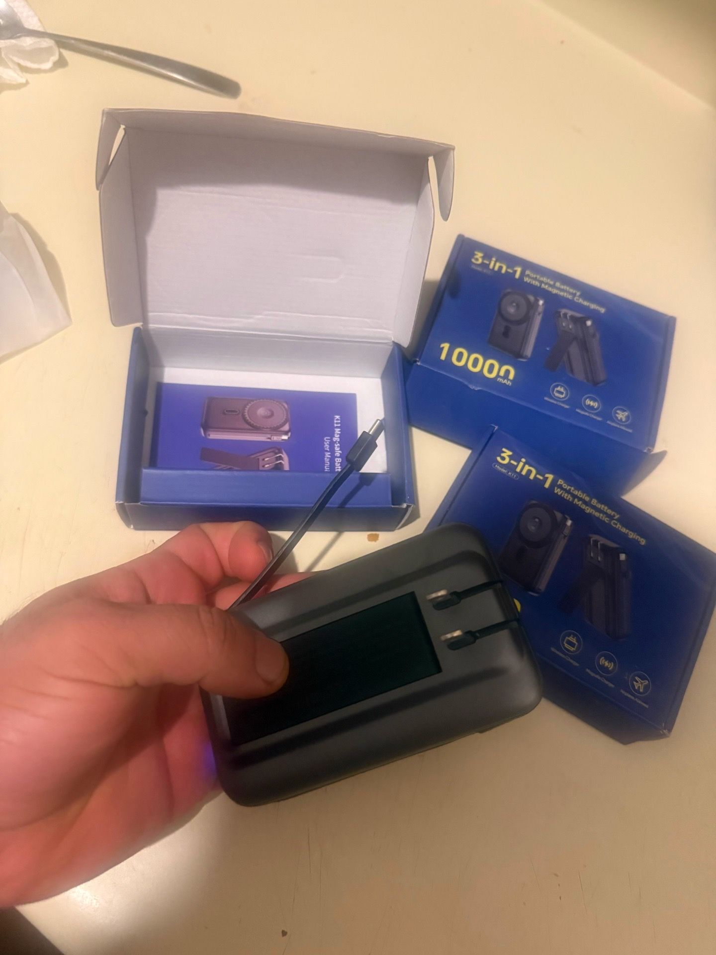 10000mAh 22.5W Fast Charging Portable Charger with Cables