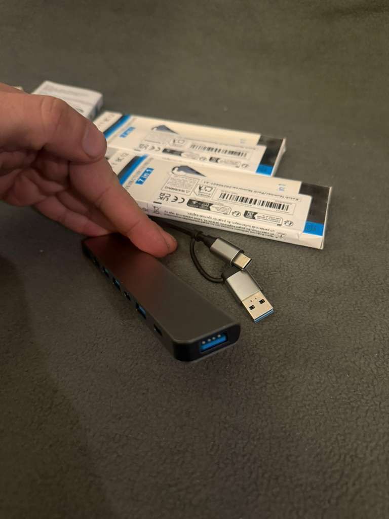 7-in-1 USB C Hub, High-Speed Data Transfer - photo 5