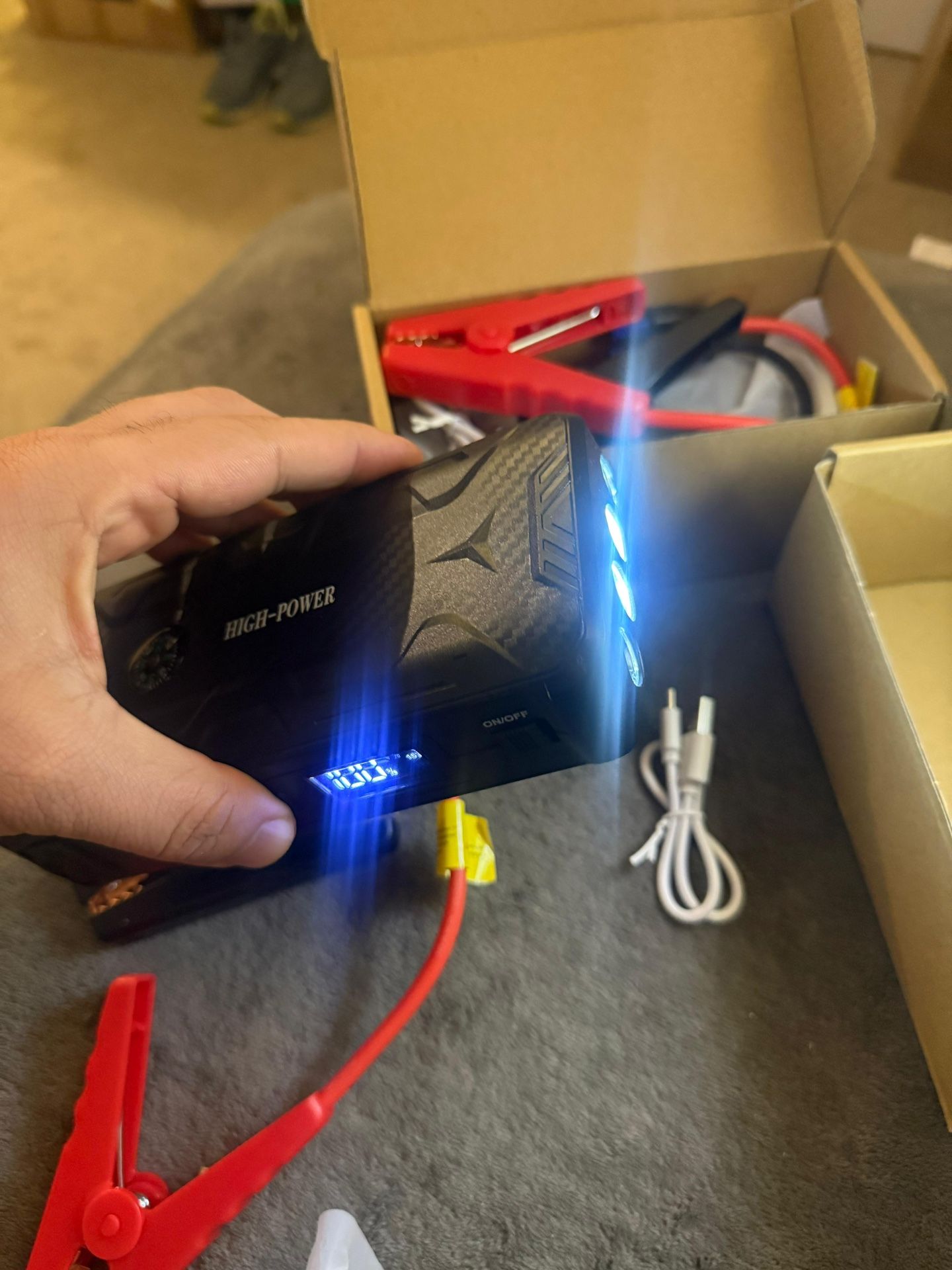 10000A Portable Car Battery Jump Starter & Charger - photo 2