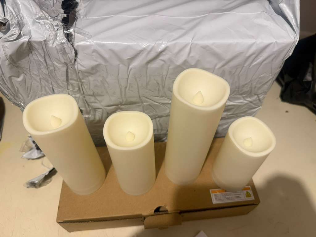 Four Vibrant LED Candle Lights with Remote Control - photo 2