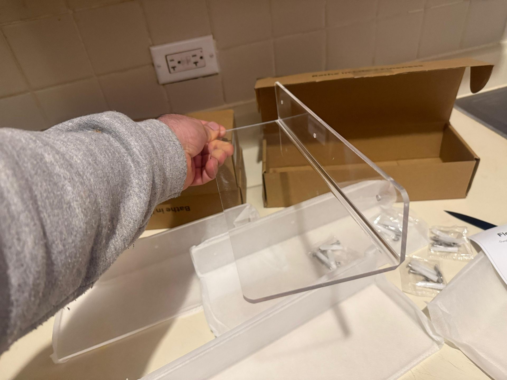 4-Pack Clear Acrylic Floating Shelves, 12-inch Wall Mounted